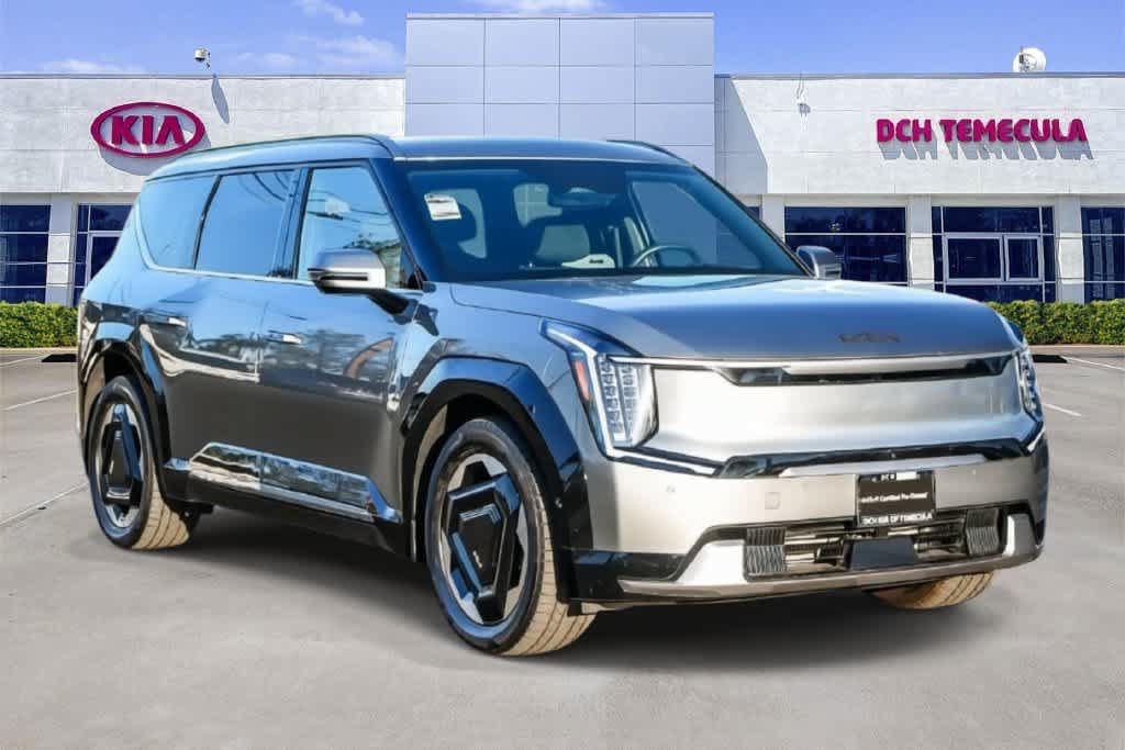 Certified 2024 Kia EV9 Land AWD/4WD image 3