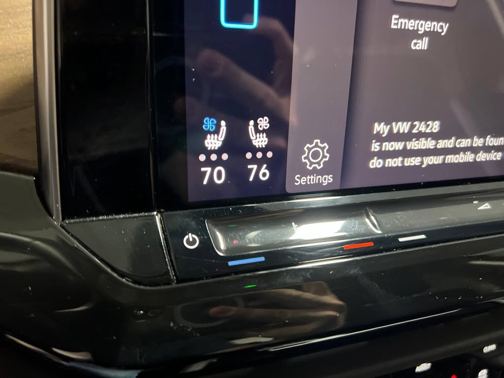 Used 2025 Volkswagen Atlas SE AWD/4WD image 31