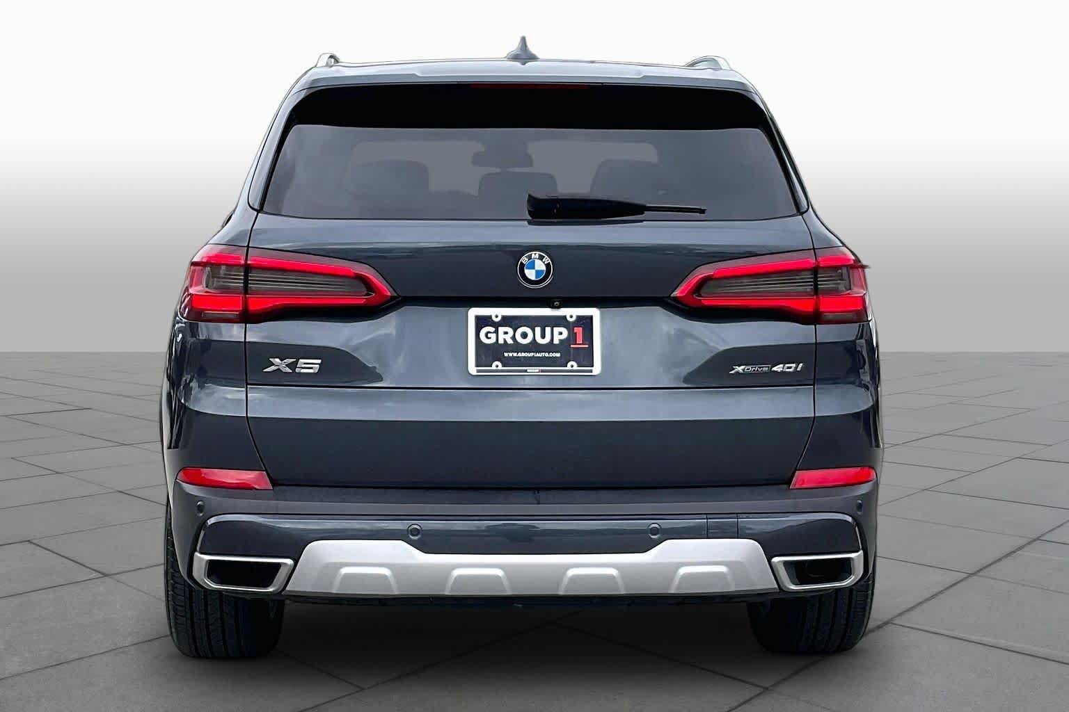 Used 2019 BMW X5 xDrive40i w/ Premium Package 2 AWD/4WD image 4