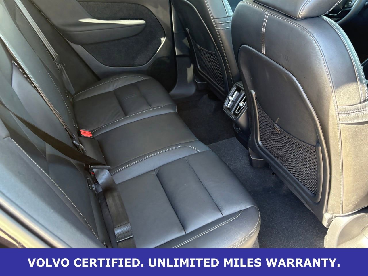Certified 2023 Volvo XC40 B5 Plus w/ Protection Package Premier image 31