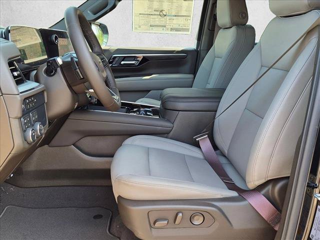 New 2026 Chevrolet Tahoe Z71 w/ Comfort Package AWD/4WD image 4