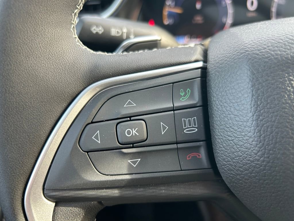 New 2025 Jeep Grand Cherokee L Altitude image 20