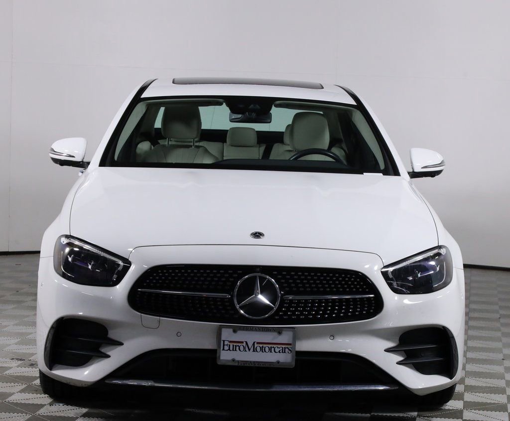 Certified 2022 Mercedes-Benz E 350 4MATIC Sedan image 2