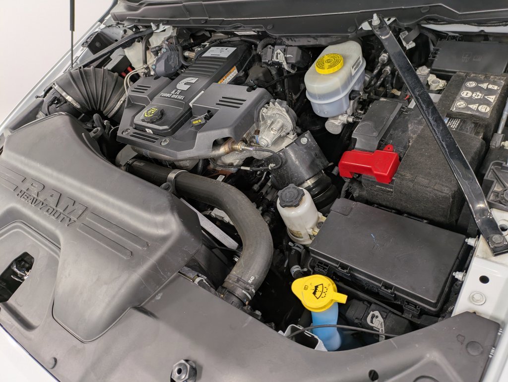 Used 2024 RAM 2500 Limited image 30