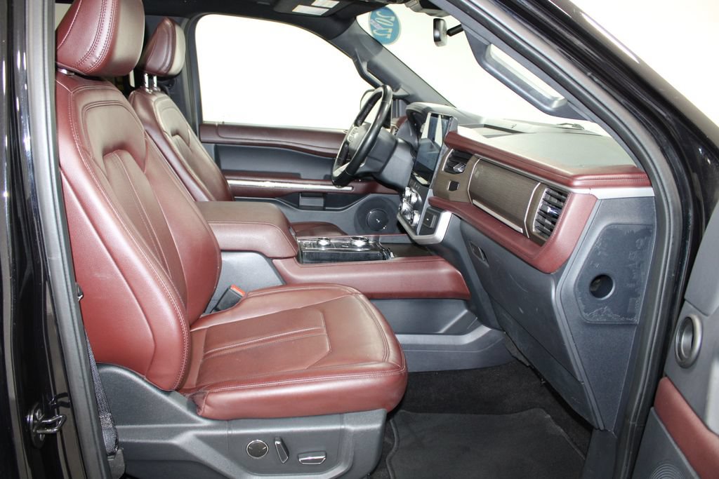 Used 2022 Ford Expedition Limited AWD/4WD image 29