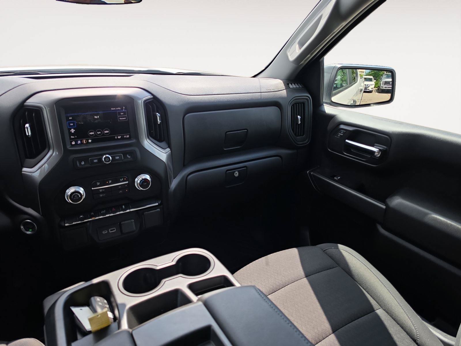 Used 2024 GMC Sierra 1500 Pro w/ Graphite Edition AWD/4WD image 12