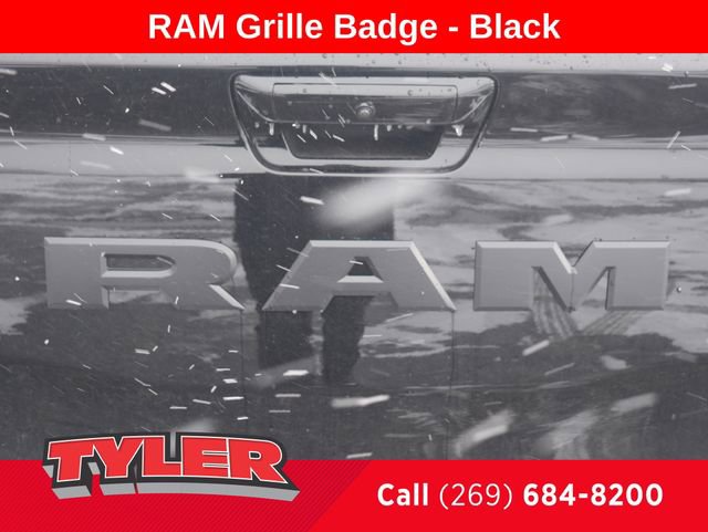 New 2026 RAM 1500 4x4 Crew Cab image 19