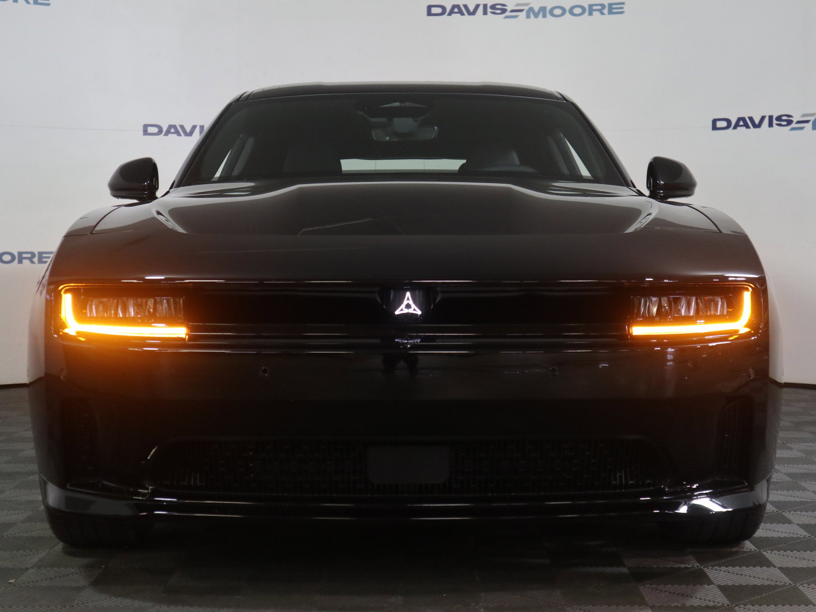 New 2025 Dodge Charger Daytona R/T w/ Quick Order Package 25M R/T AWD/4WD image 13