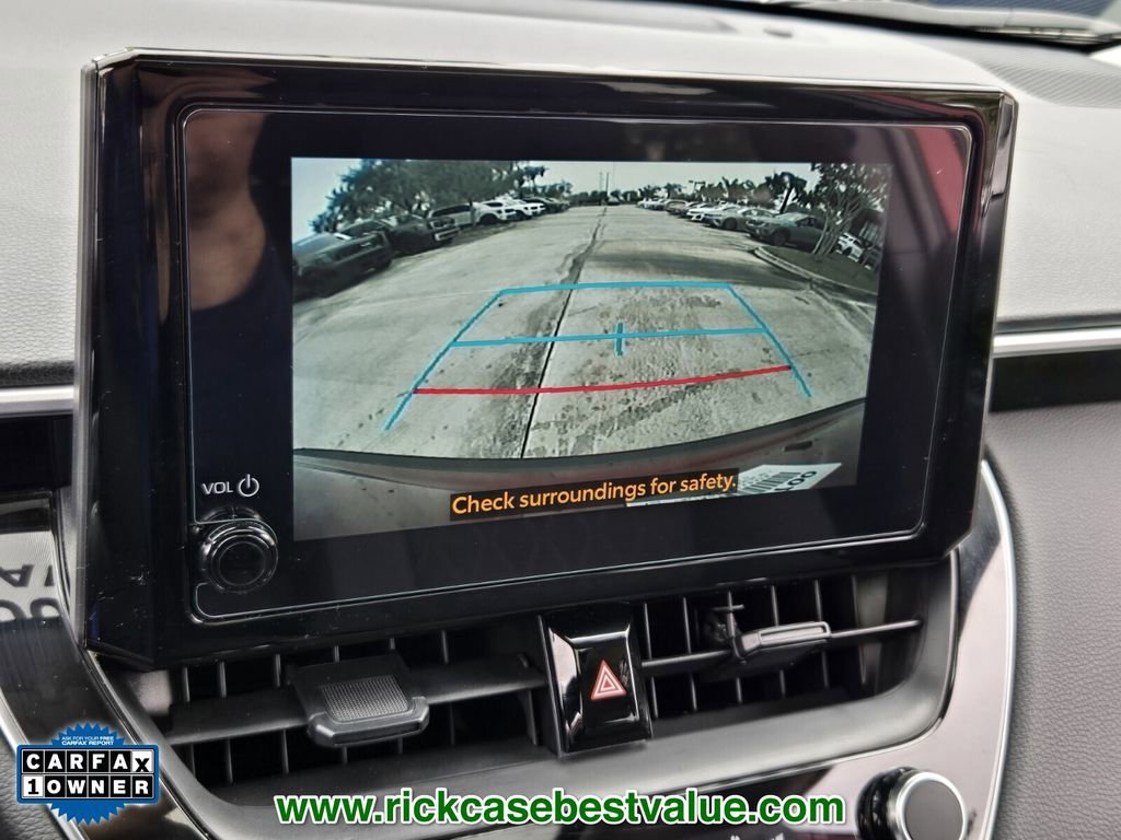 Used 2024 Toyota Corolla Cross LE w/ Moonroof Package FWD image 25