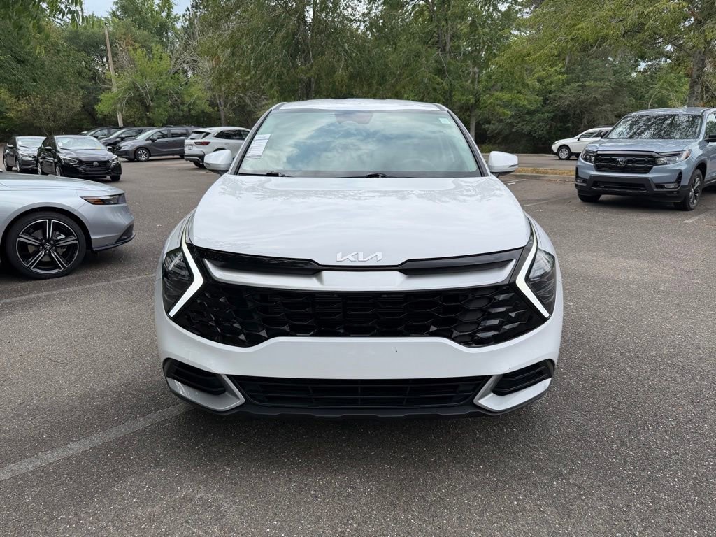Used 2025 Kia Sportage EX FWD image 1