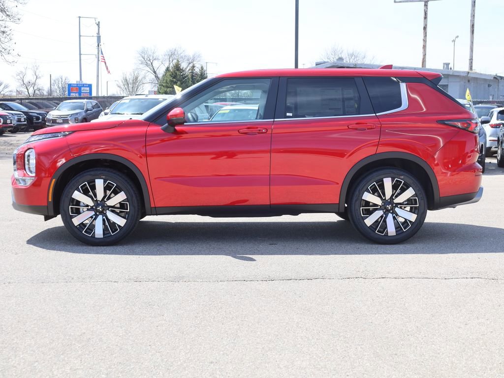 New 2025 Mitsubishi Outlander SE image 6