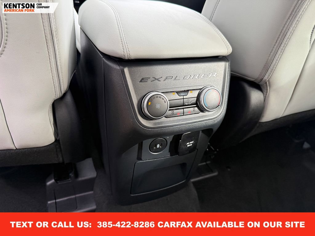 Used 2025 Ford Explorer Platinum w/ LUX Leather Package image 32