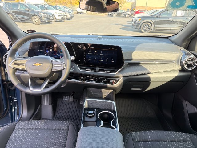 Certified 2026 Chevrolet Equinox LT FWD image 12