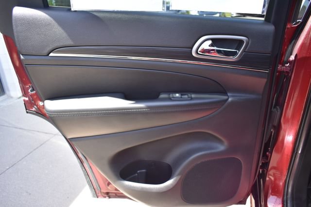 Used 2019 Jeep Grand Cherokee Limited X AWD/4WD image 34