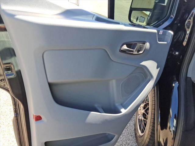 Used 2019 Ford Transit 350 XLT RWD image 18