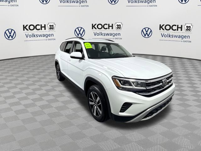 Used 2023 Volkswagen Atlas SE image 2