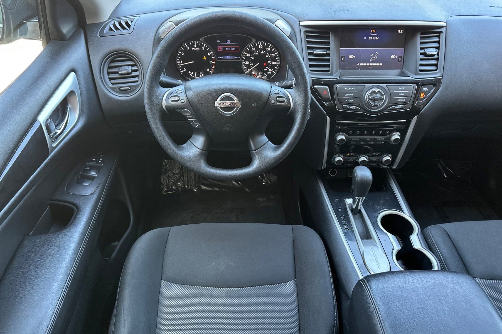 Used 2020 Nissan Pathfinder S FWD image 15