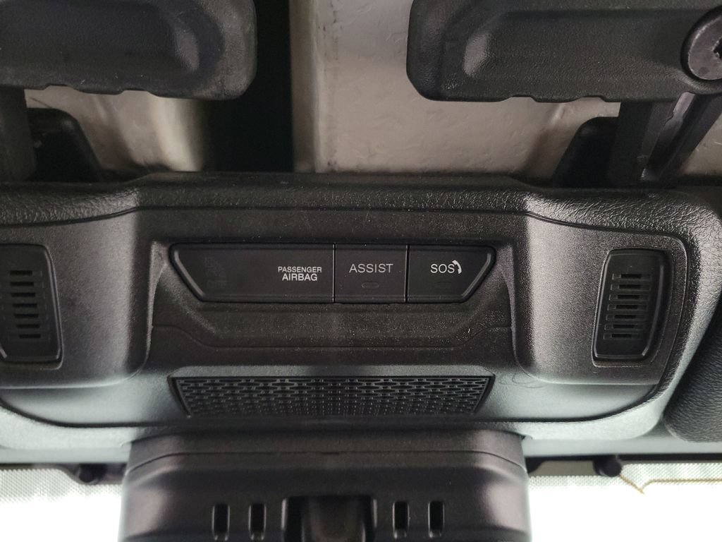 Used 2024 Jeep Wrangler Unlimited AWD/4WD image 21