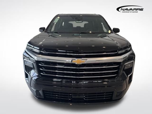 New 2025 Chevrolet Traverse High Country w/ LPO, Floor Liner Package image 3