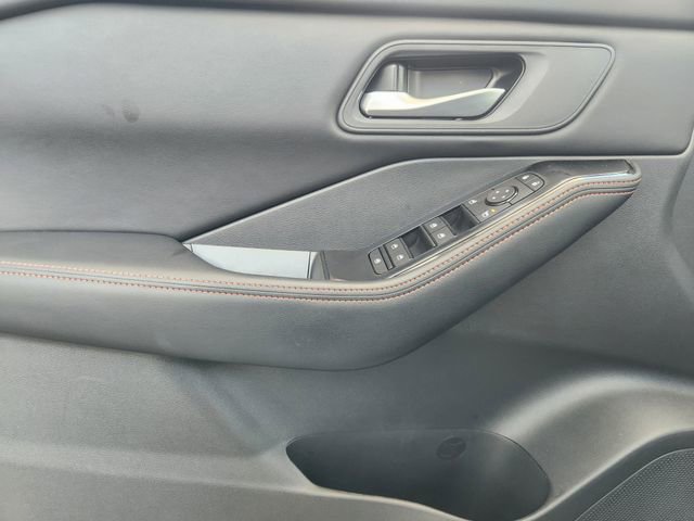Certified 2025 Nissan Rogue SV AWD/4WD image 20