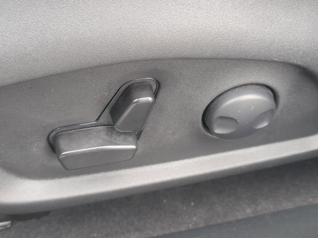 Used 2024 Jeep Compass Trailhawk w/ Trailhawk Elite Group image 6