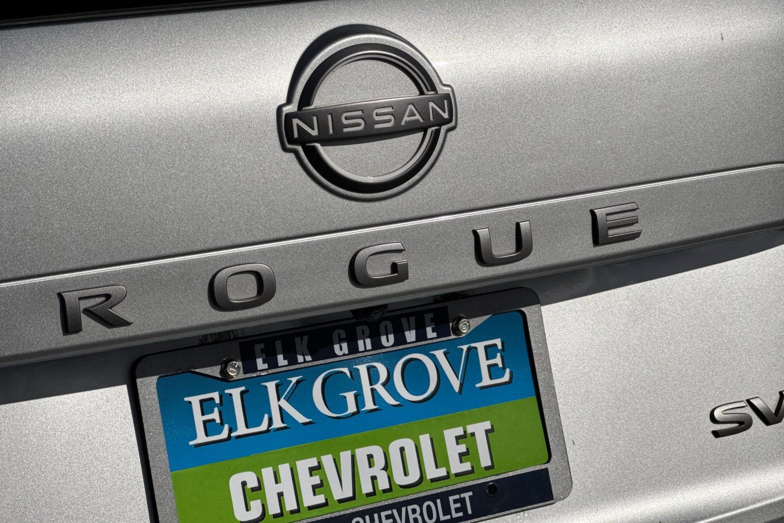 Used 2024 Nissan Rogue SV image 32