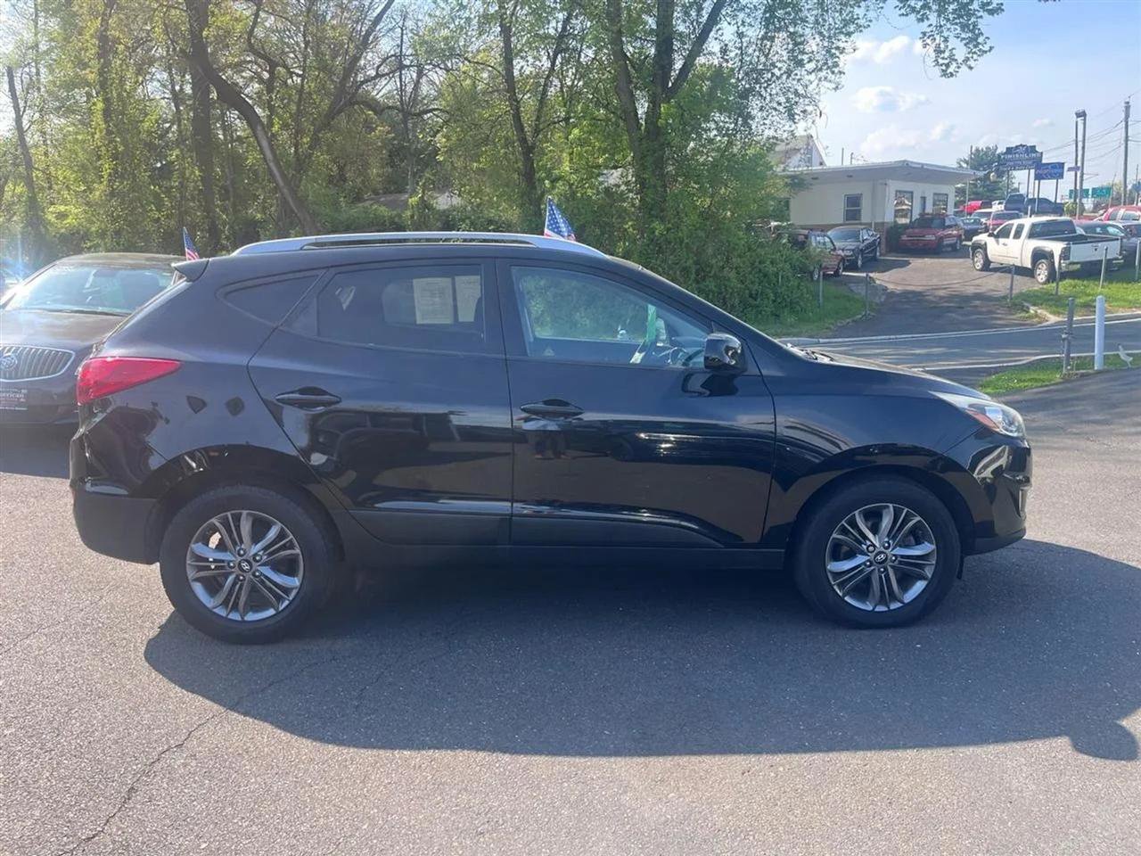 Used 2015 Hyundai Tucson SE AWD/4WD image 6