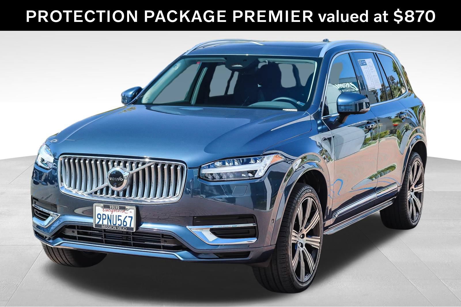 Used 2025 Volvo XC90 T8 Plus w/ Protection Package Premier AWD/4WD image 3