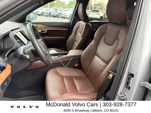Used 2024 Volvo XC90 B5 Plus w/ Protection Package Premier AWD/4WD image 7