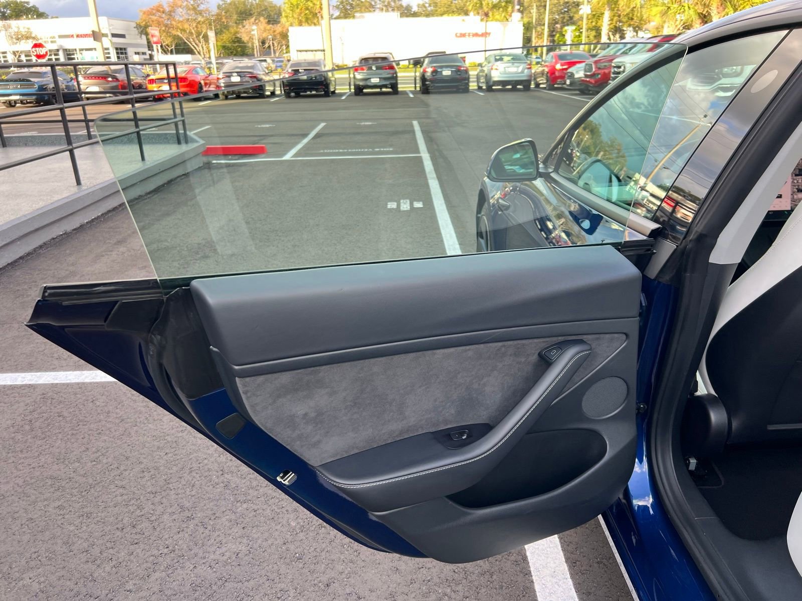 Used 2021 Tesla Model 3 Standard Range Plus image 40