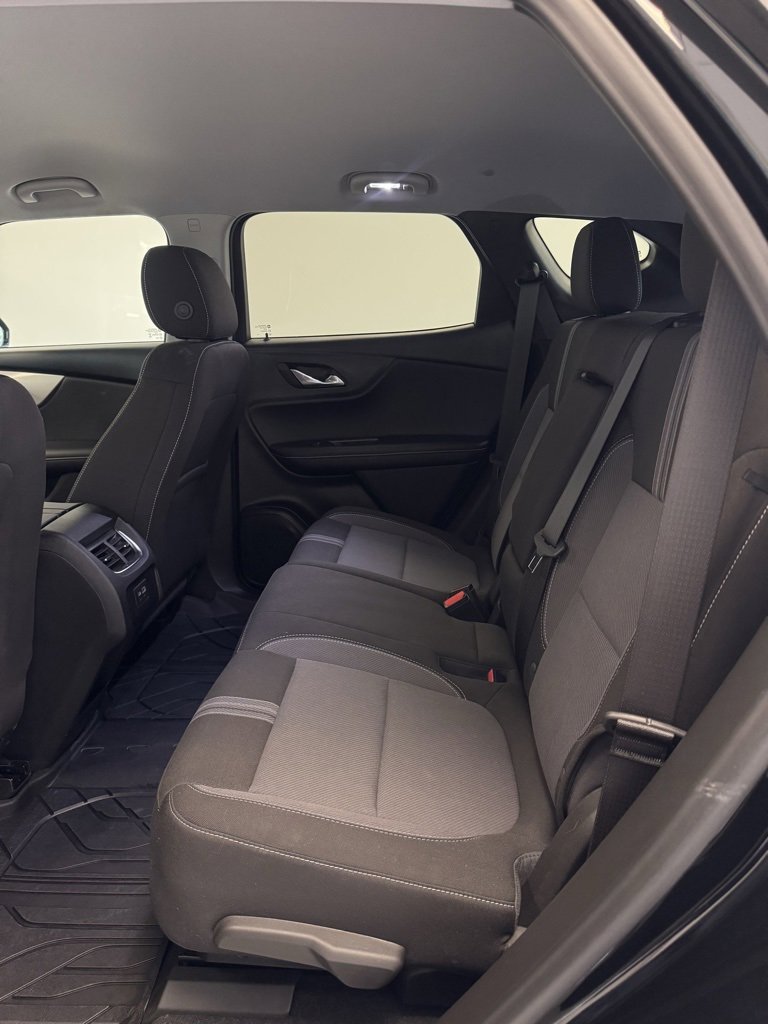 Certified 2025 Chevrolet Blazer LT w/ Midnight/Sport Edition image 22