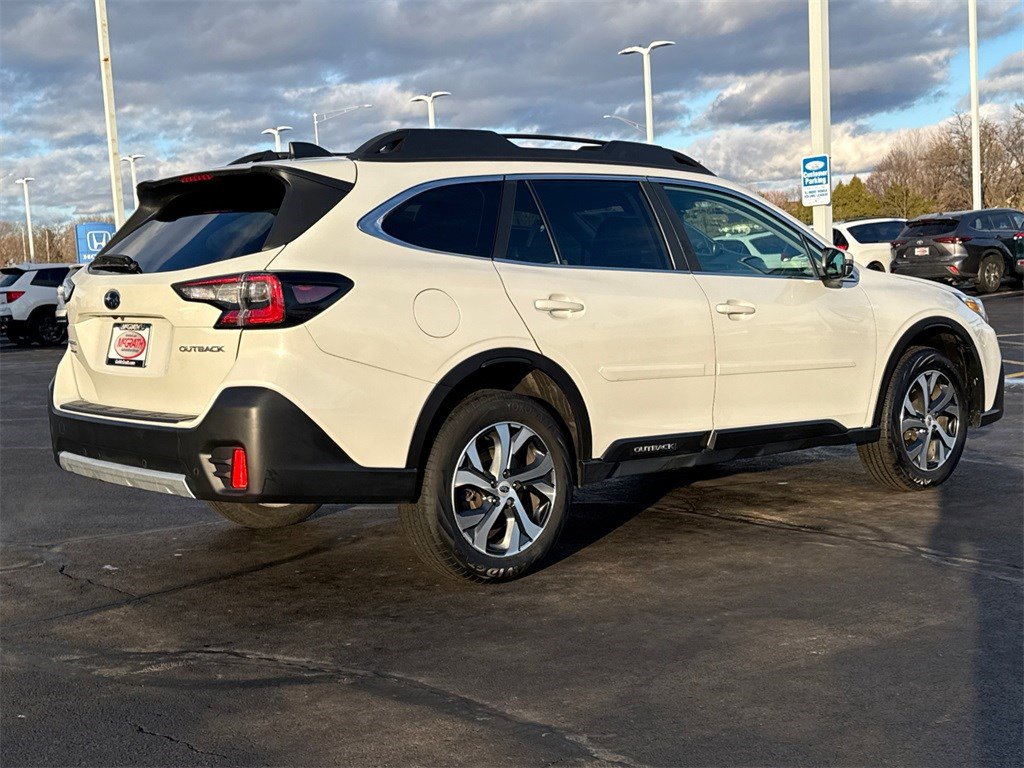 Used 2022 Subaru Outback Limited image 11