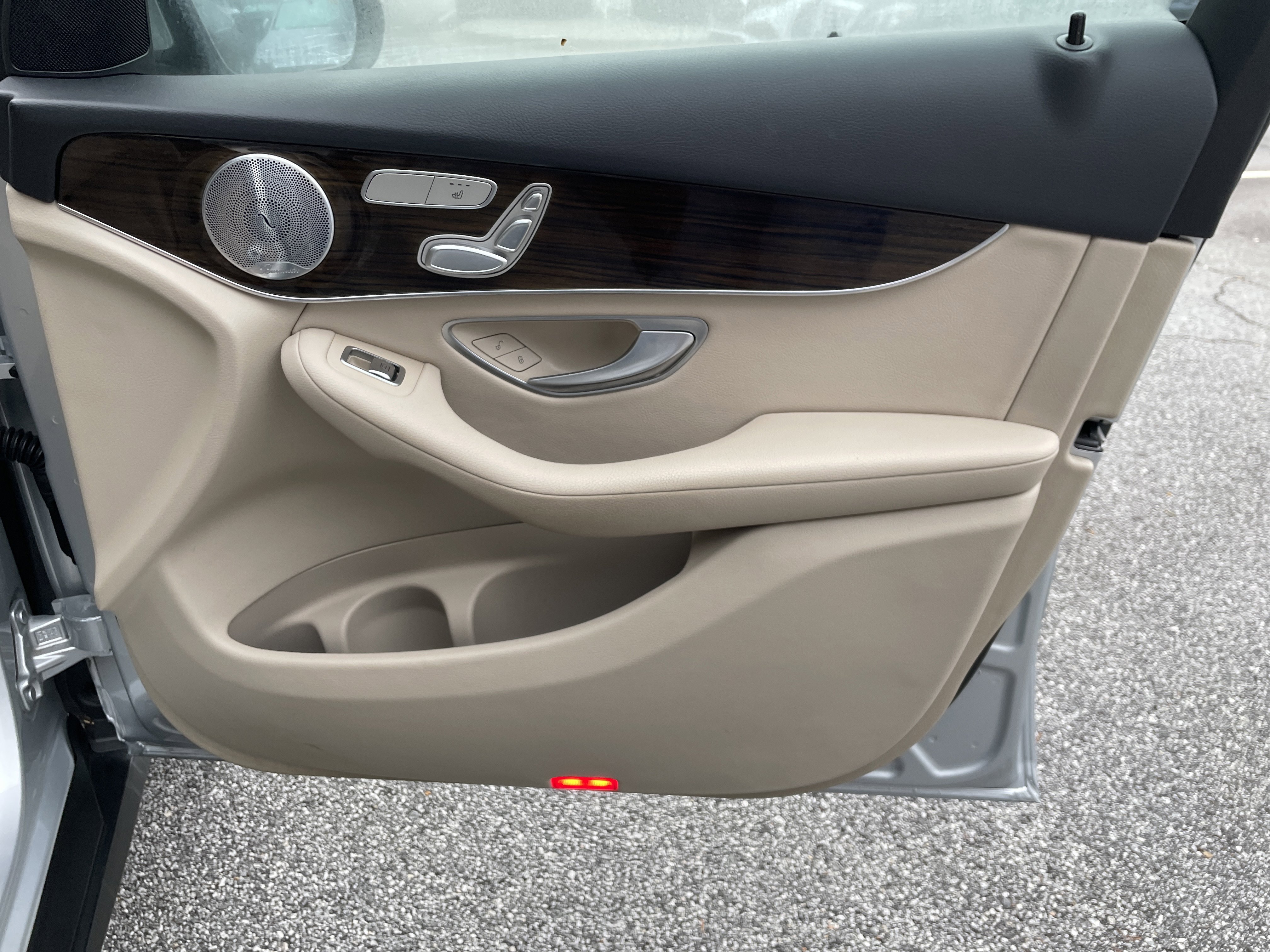 Used 2019 Mercedes-Benz GLC 300 image 46