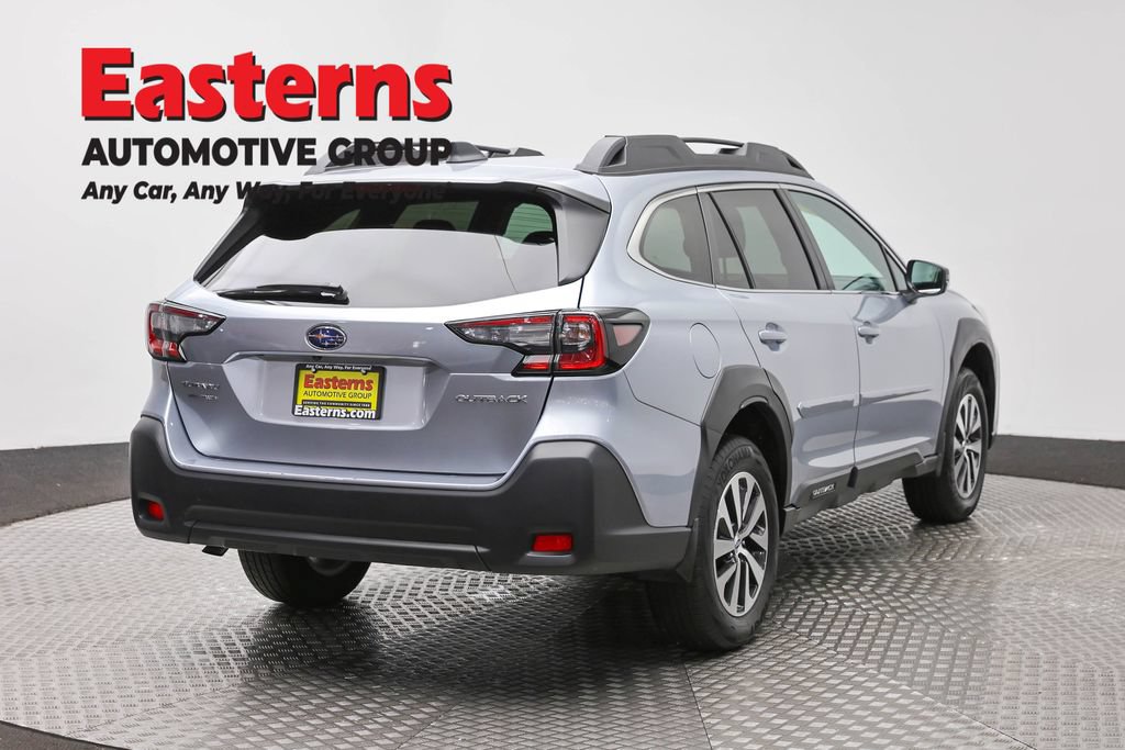 Used 2025 Subaru Outback Premium AWD/4WD image 5