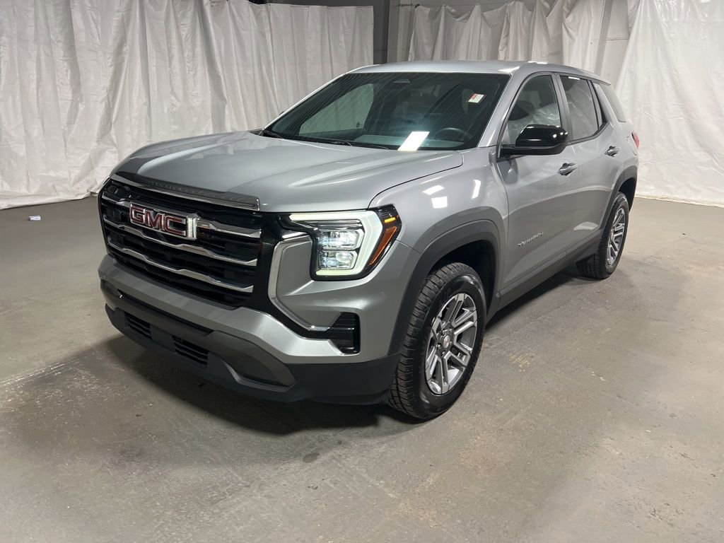 Used 2025 GMC Terrain Elevation image 3