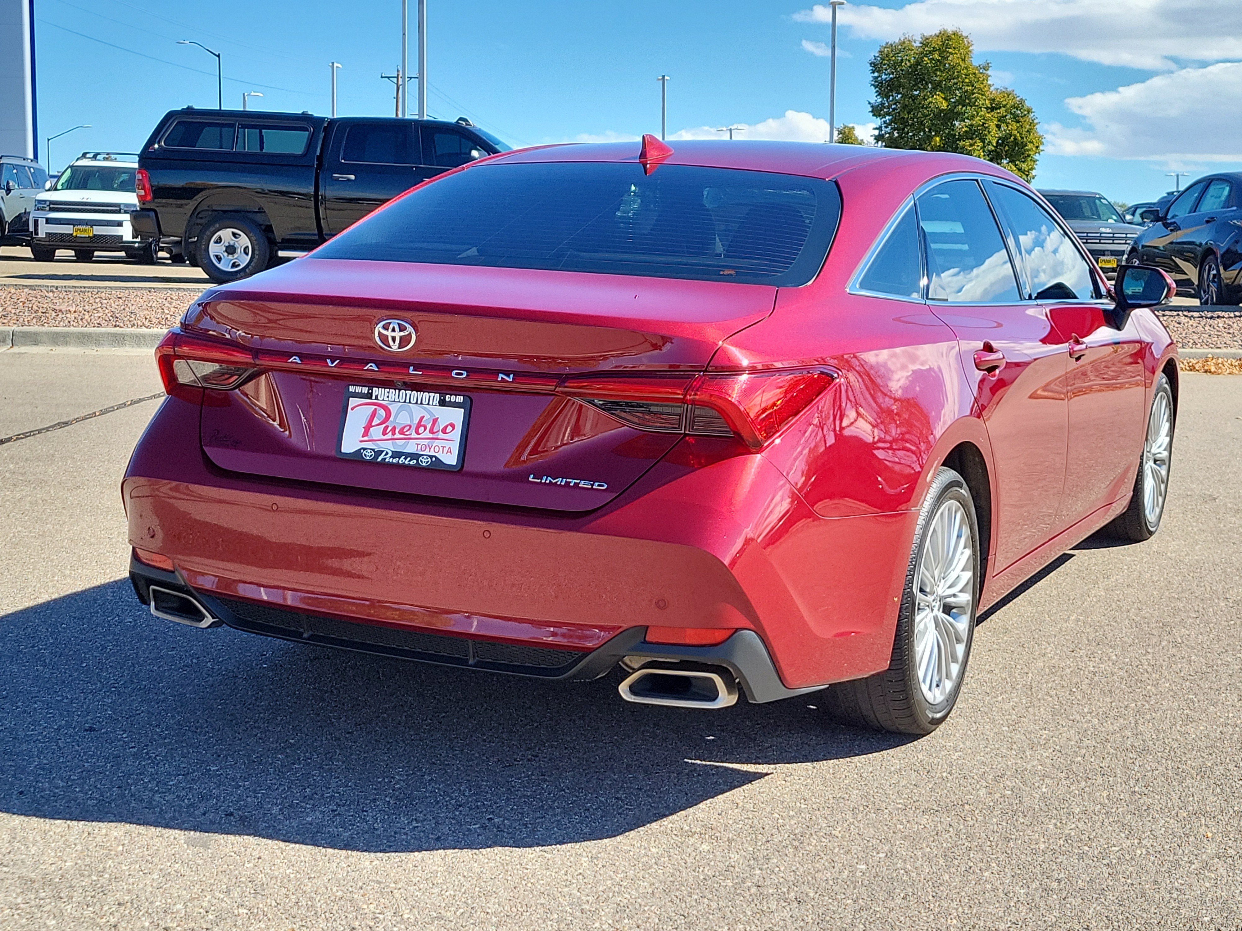 Used 2020 Toyota Avalon Limited w/ Advanced Safety Package image 3