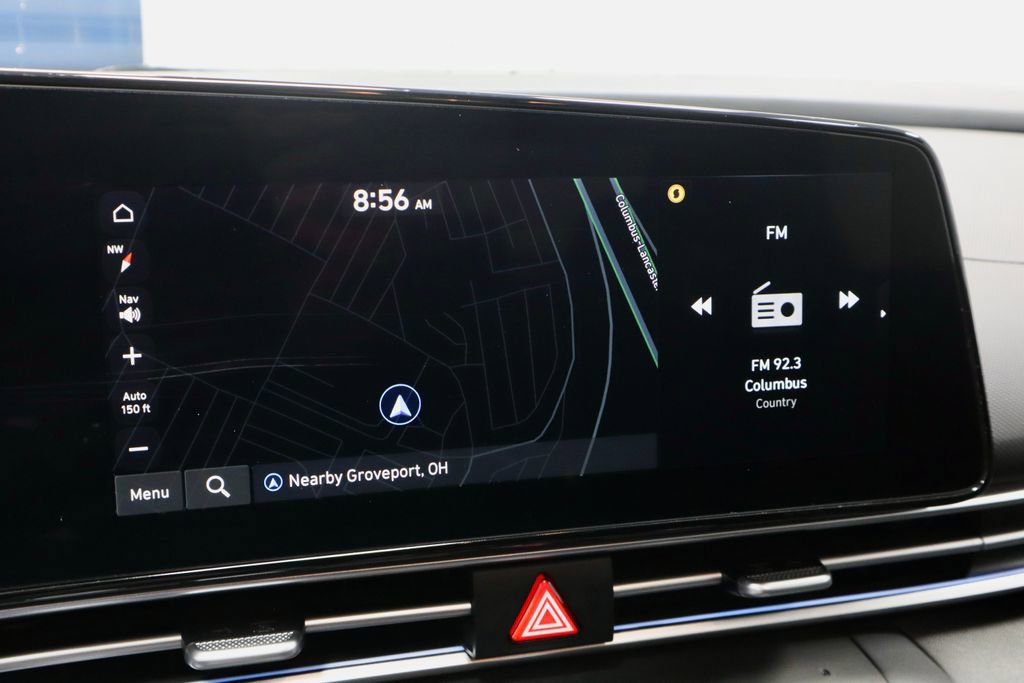 Used 2025 Hyundai Elantra SEL image 3