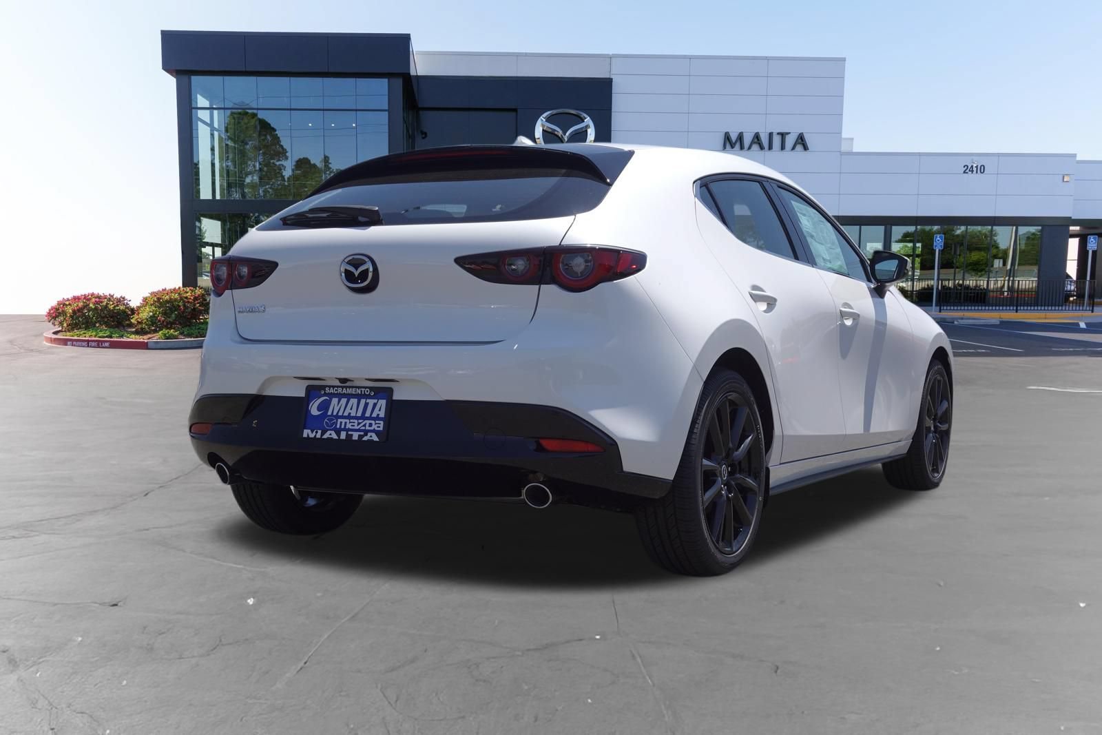 New 2026 MAZDA MAZDA3 2.5 S Hatchback w/ Premium Pkg FWD image 3