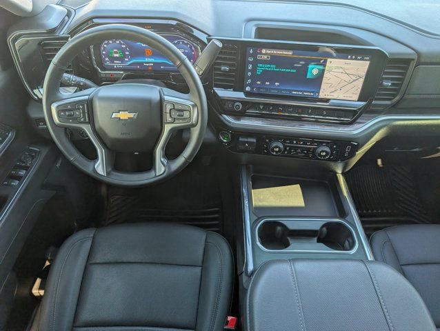 Used 2025 Chevrolet Silverado 3500 LTZ w/ LTZ Premium Package image 6