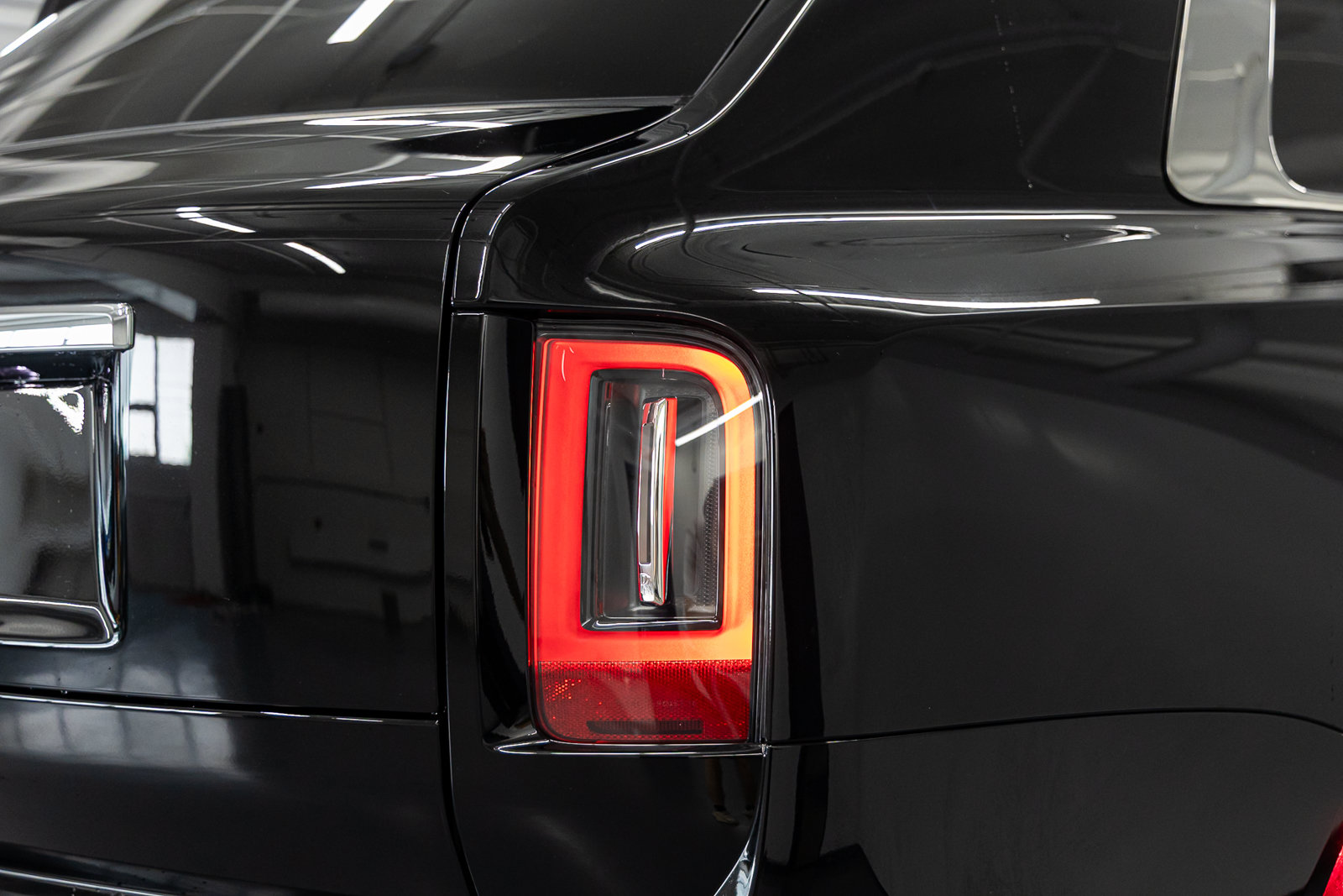 New 2027 Rolls-Royce Cullinan AWD/4WD image 21