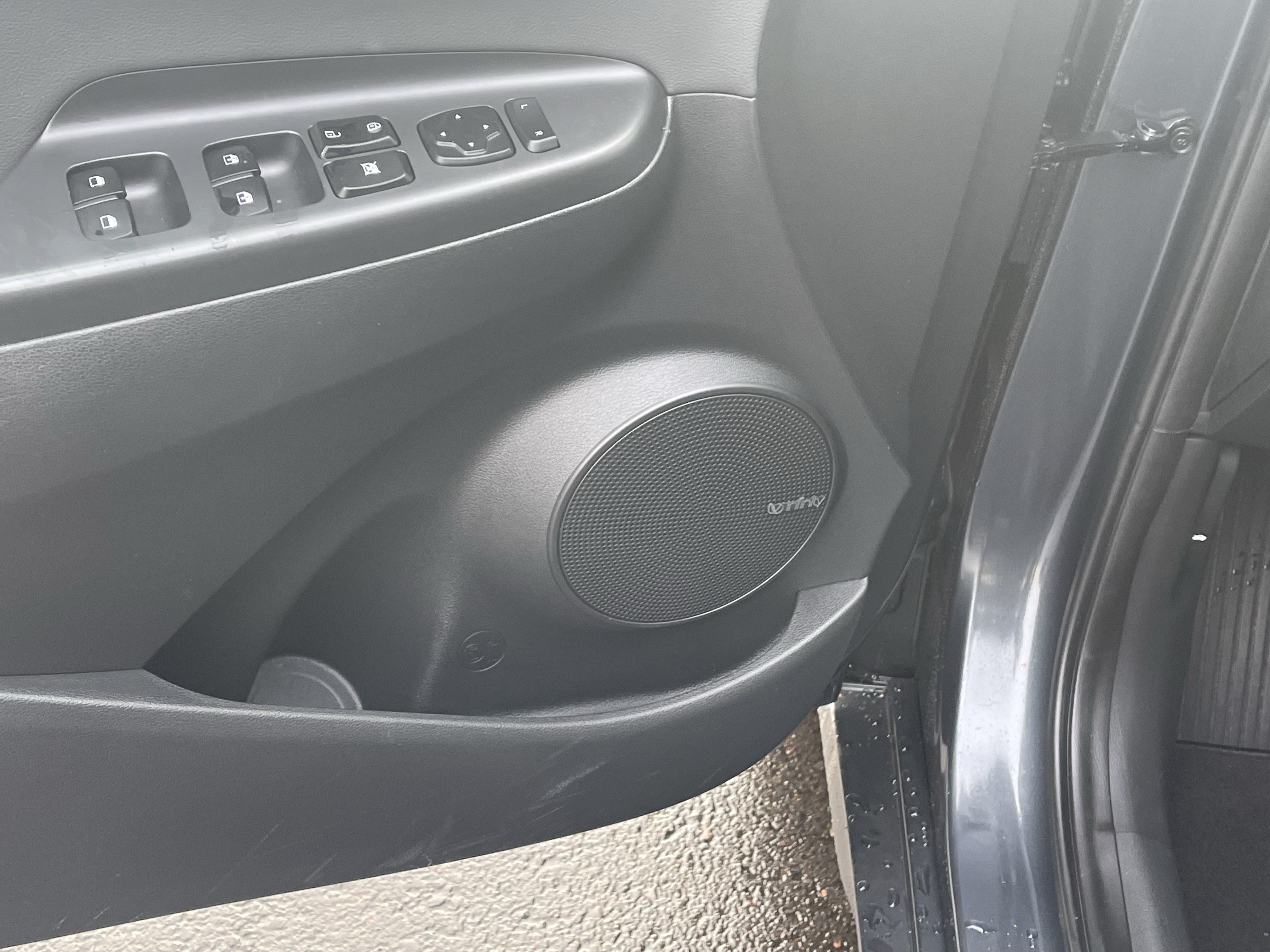 Used 2019 Hyundai Kona Limited FWD image 18