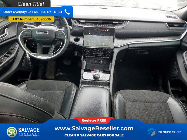 Used 2024 Jeep Grand Cherokee L Altitude AWD/4WD image 11