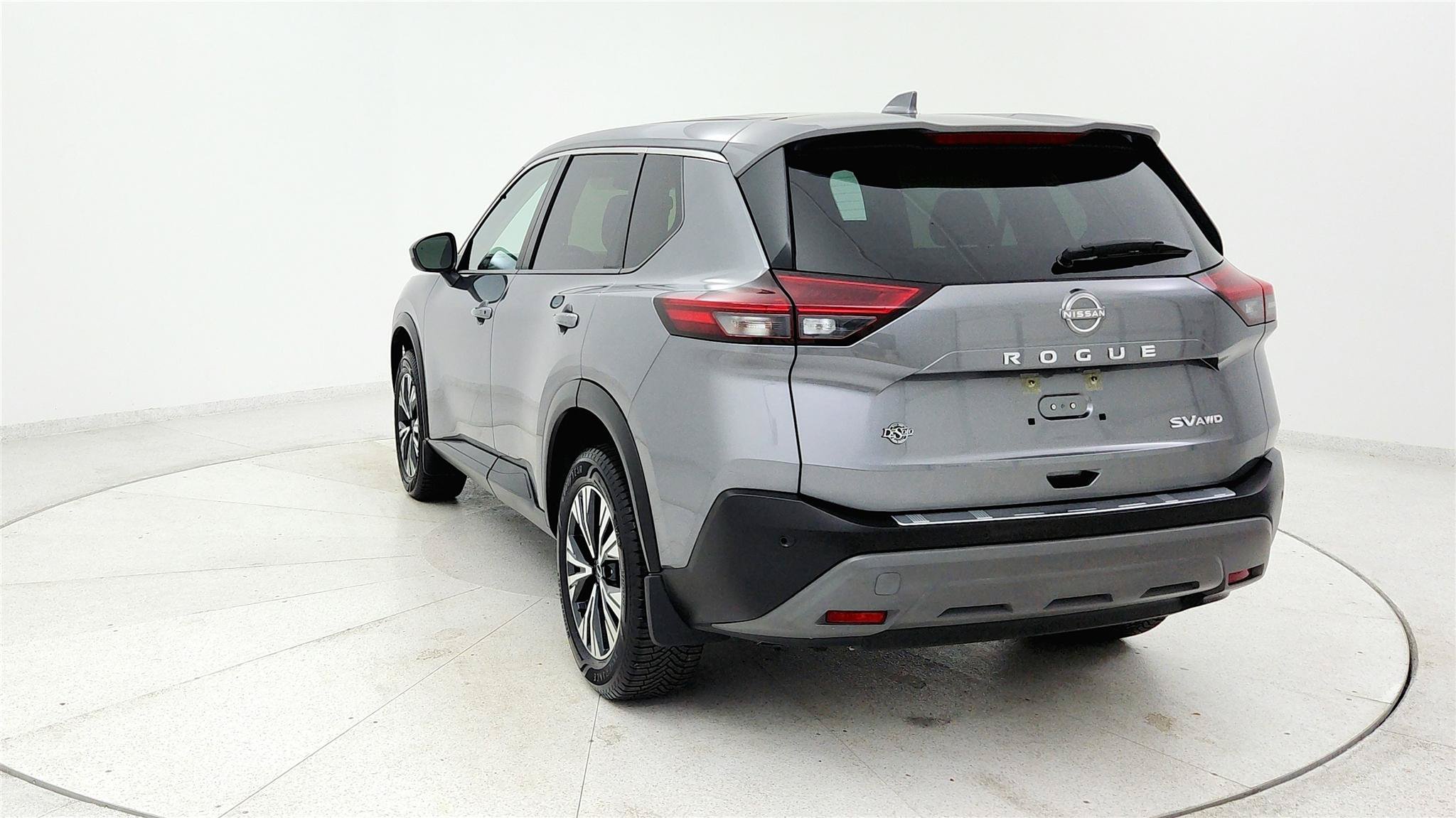 Used 2023 Nissan Rogue SV AWD/4WD image 4