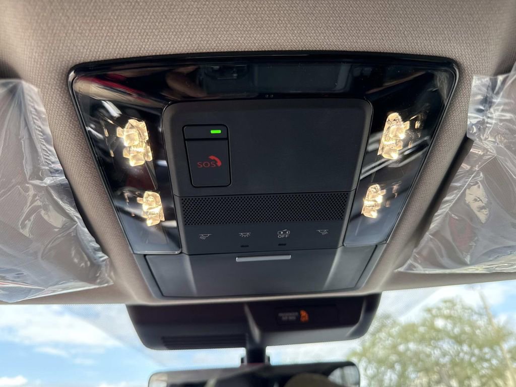 New 2026 Mitsubishi Outlander SE image 42