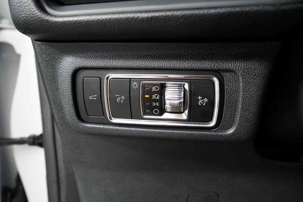New 2026 Lincoln Corsair Reserve w/ Jet Appearance Package AWD/4WD image 24