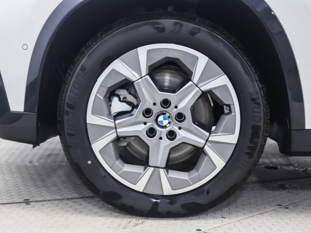 Used 2025 BMW X1 xDrive28i w/ Convenience Package image 2