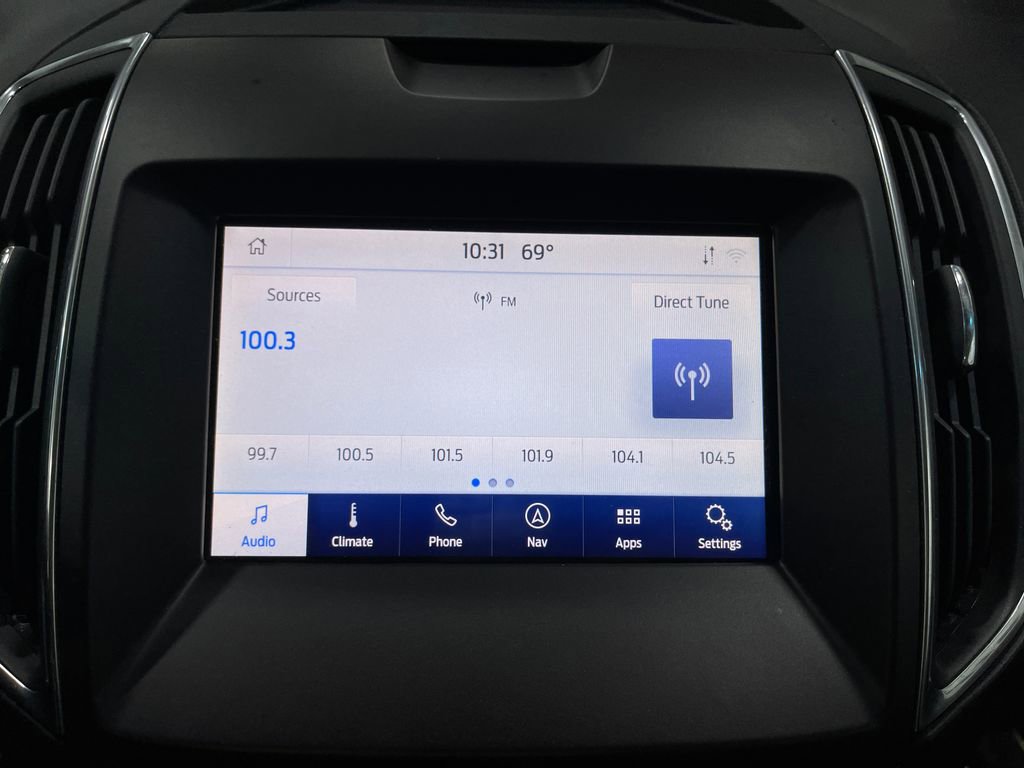 Used 2020 Ford Edge Titanium w/ Equipment Group 301A image 25