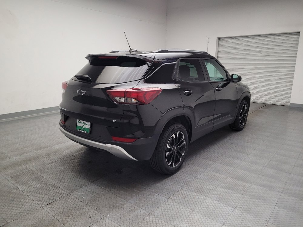 Used 2021 Chevrolet TrailBlazer LT w/ Convenience Package image 9