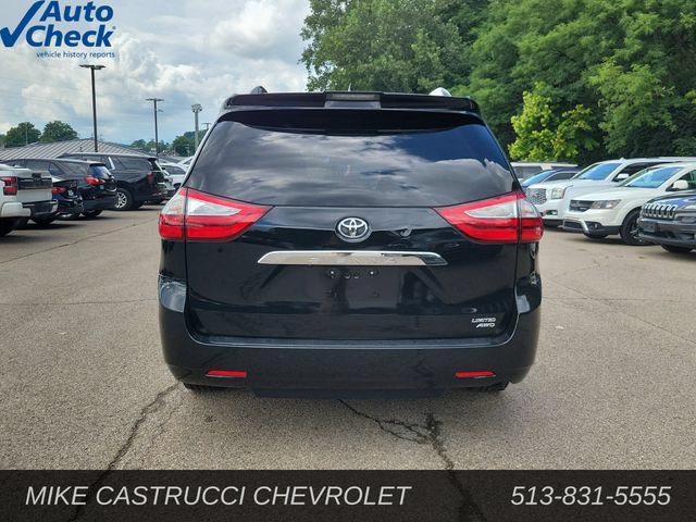 Used 2019 Toyota Sienna Limited Premium AWD/4WD image 4