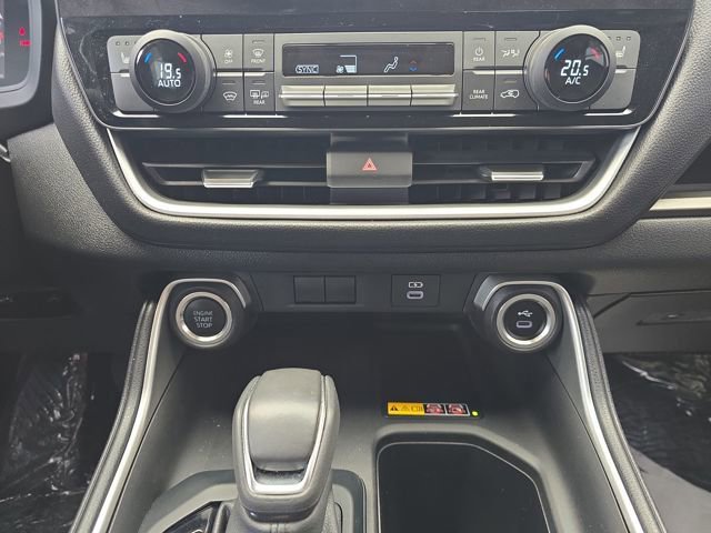 Used 2024 Toyota Grand Highlander XLE image 18